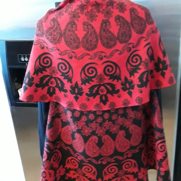 Vintage Shawl/ Sweater  A131 - Picture 4 of 14